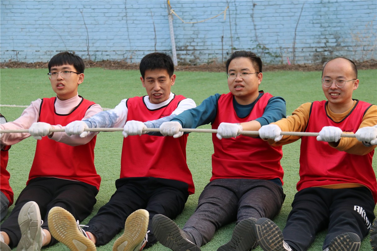 团队激情融合体验—团队能量迈瑞斯活动策划-烟台-威海-青岛-济南15年专业团建活动策划服务商迈瑞斯活动策划