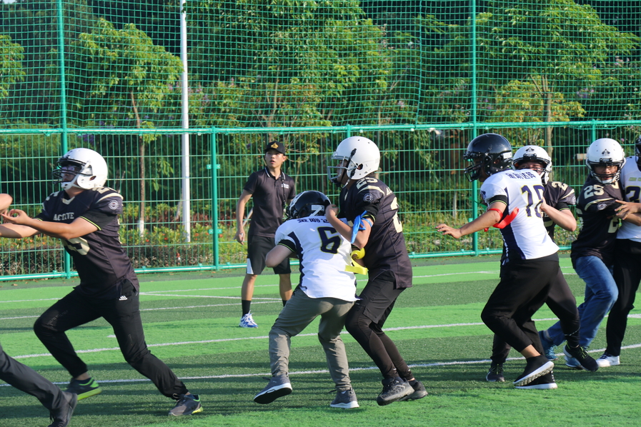 挑战极限类-橄为人先迈瑞斯活动策划-烟台-威海-青岛-济南15年专业团建活动策划服务商迈瑞斯活动策划