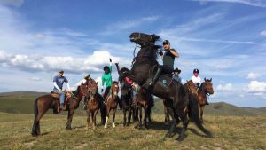 放飞自我—走进坝上草原感受大自然的无限迈瑞斯活动策划-烟台-威海-青岛-济南15年专业团建活动策划服务商迈瑞斯活动策划