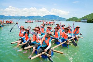 2024夏季项目推荐—这个夏天玩儿扎筏迈瑞斯活动策划-烟台-威海-青岛-济南15年专业团建活动策划服务商迈瑞斯活动策划